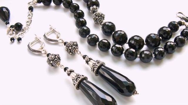 Минералы. Факты, полезные, лечебные и магические свойства чёрного оникса. смотреть онлайн