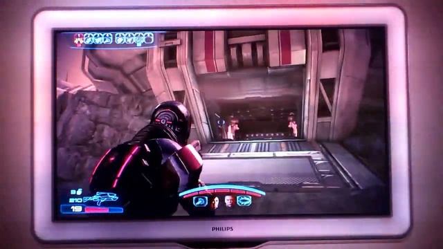 MacBook Air Gaming - Mass Effect 3 on Philips Aurea смотреть онлайн