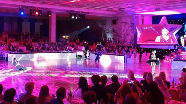 Victor Da Silva & Anna Melnikova Exibition | World Kremlin Cup смотреть онлайн