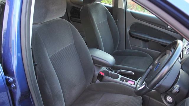 Ford Focus 1.6 TDCI Ghia Auto смотреть онлайн