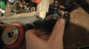 Откручиваем гаику храпавика на коленвале ваз 2106 и частичная дефектовка двигателя.