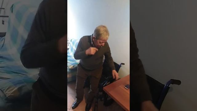 Дедушка Чичо одевается на праздник. смотреть онлайн