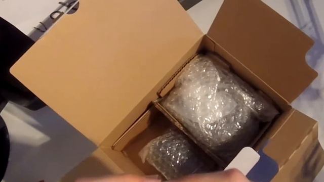 Canon EOS 700D Unboxing - With 1st Person Camera!!! Also Canon 100EG Gadget Bag Unboxing and Review смотреть онлайн