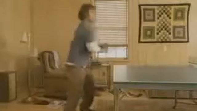 Теннис с пёсиком:))) Смешное видео, видео прикол:) смотреть онлайн