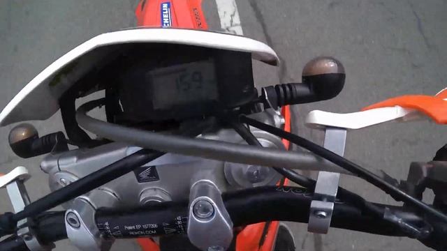 160KM/H Top Speed Honda CR 125 Motard// CRista смотреть онлайн