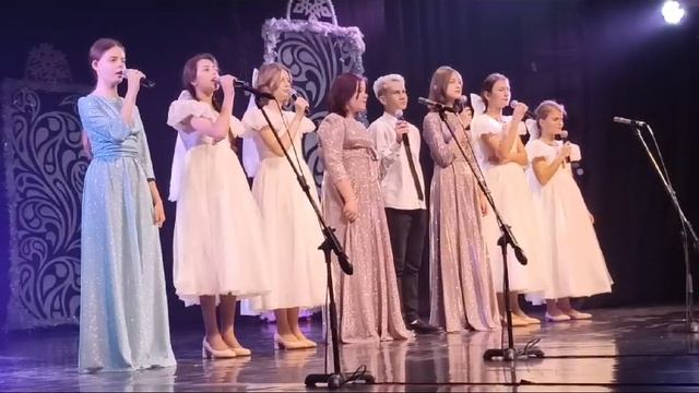 Выступление воскресной школы храма Покрова Божией Матери с. Анучино смотреть онлайн