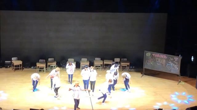 SEVENTEEN Diamond Edge World Tour Concert Toronto 08/25/17 Mansae/만새 [LIVE] смотреть онлайн
