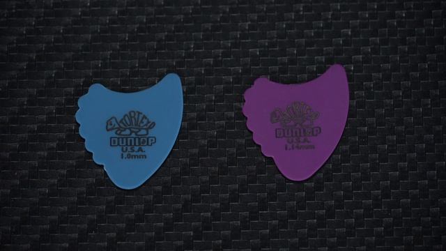 How To Choose A Guitar Pick - Plectrums Explained! смотреть онлайн