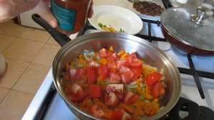 СОЛЯНКА С ГРИБАМИ И КАПУСТОЙ! Тушёная капуста с грибами вкусное и быстрое блюдо!!