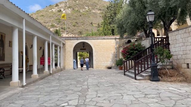 Holy Monastery of Saint Neophytos the Rescluse (monastery view and route) смотреть онлайн