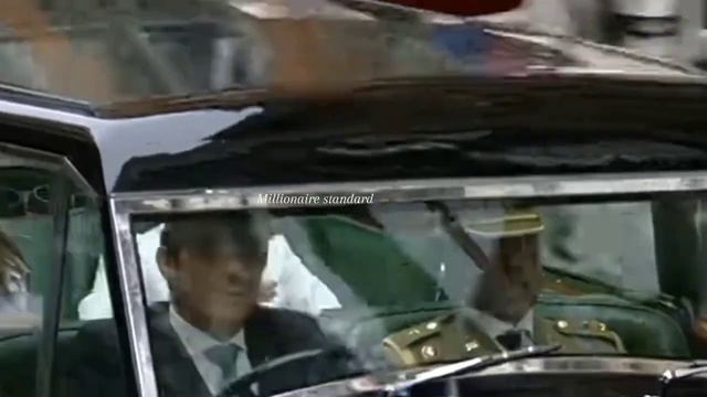 The Royal entry of Princess Leonor, Infanta sofia and King Felipe смотреть онлайн