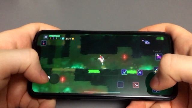 iPhone XR - ЕДИНСТВЕННЫЙ iPhone, который СТОИТ своих денег смотреть онлайн