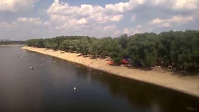 Вид с моста на приток или отток днепра жара лето река смотреть онлайн