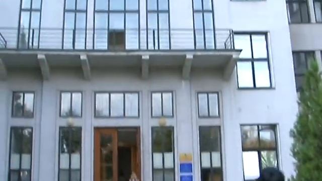 К 90-летию Госпрома в здании завершили ремонт фасада смотреть онлайн