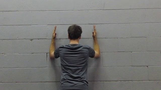 Wall Slides Facing смотреть онлайн
