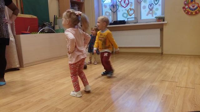 Детский танец ручки и ножки смотреть онлайн