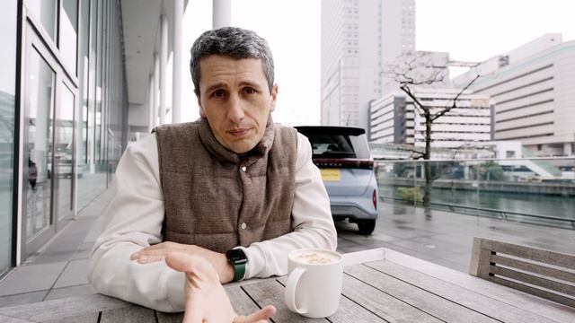 Как мы обманываем студентов - Обучение в Японии смотреть онлайн