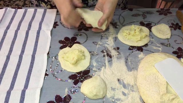 ПИРОЖКИ С КАРТОШКОЙ🍠И С МЯСОМ 🍖ПО ПРОСЬБЕ МОЕЙ ЛЮБИМОЙ ДОЧИ смотреть онлайн