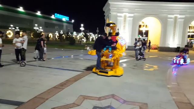 Ashgabat Park In Tashkent(1)