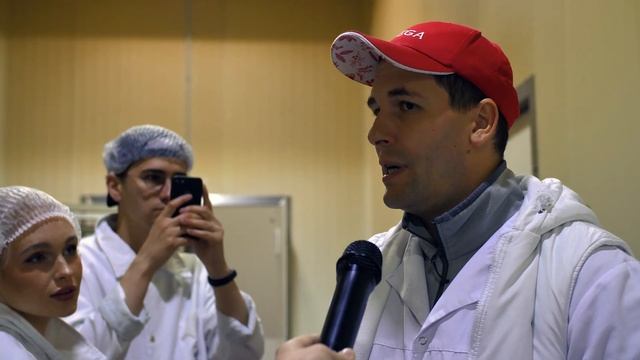 Как делают колбасу в Челябинске? | Агрокомплекс «Ариант», шоу ЧЕПОКАЖУ