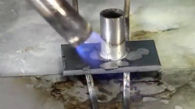 SSF-6 Silver Solder is Used to Braze Steel to Stainless --a 70,000 PSI bond смотреть онлайн