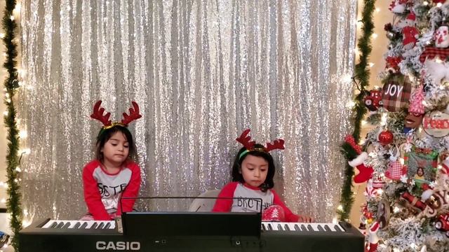 ULTRALUMINARY | OVER THE MOON | PLAYED BY AN 8 YEAR OLD | SANG BY A 5 YEAR OLD | LITTLE MUSICIANS | смотреть онлайн