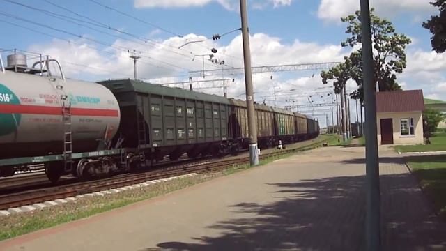 ВЛ80С-546 отправился с грузовым поездом со ст. Орша-Центр. смотреть онлайн