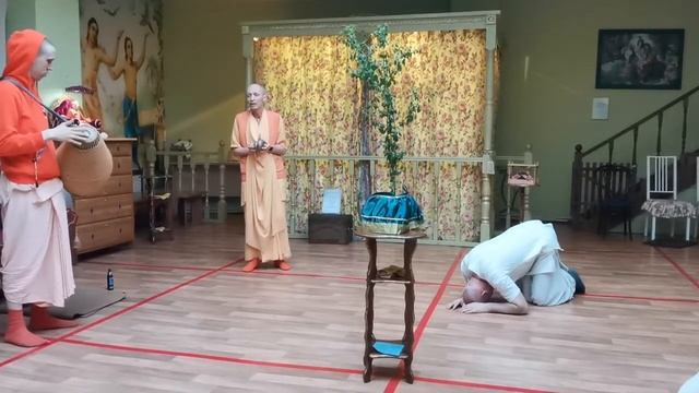 Вокруг туласи смотреть онлайн