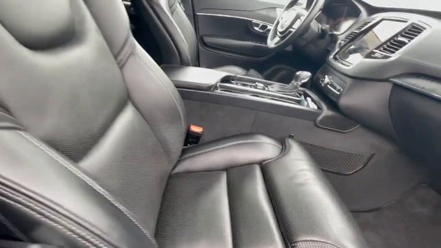 2020 Volvo XC90 Inscription AWD смотреть онлайн