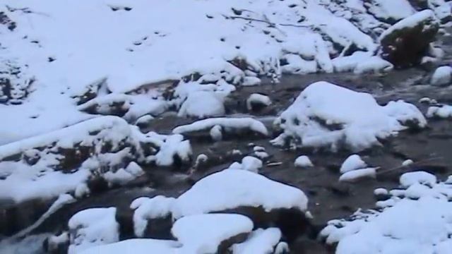 водопад шипот зимой смотреть онлайн