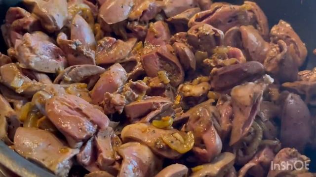 #Вот как в ресторанах готовят сердечки индейки #???? смотреть онлайн