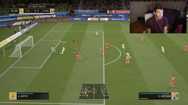 ПЕРВЫЙ ЗАХОД В ДРАФТ FIFA19 / ТЕСТИМ ГЕЙМПЛЕЙ смотреть онлайн