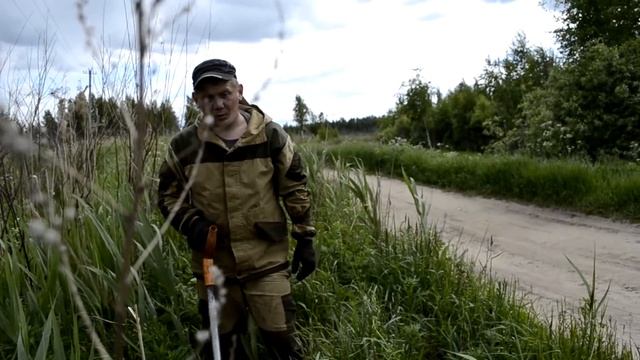 Жирное МЕСТО!!! РЕЛЬСЫ-КОЛЁСА ОТ ПАРОВОЗА!!!!!Роем ЧЕРМЕТ!!! смотреть онлайн