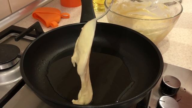 Оладьи. Рецепт САМЫХ ПЫШНЫХ ОЛАДУШЕК!!! смотреть онлайн