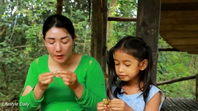 Catch many fish and pick a lot snail with egg for food- Cooking snail with egg +3food in forest смотреть онлайн