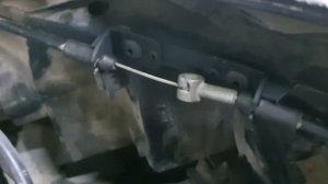 Hyundai Santa Fe  как открыть капот (слетел тросик). Есть решение.