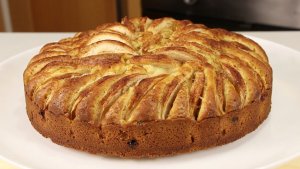 ОЧЕНЬ ХОЧУ, ЧТОБЫ ВЫ ЕГО ПОПРОБОВАЛИ -  Яблочный Пирог на Сметане - быстро и очень вкусно!