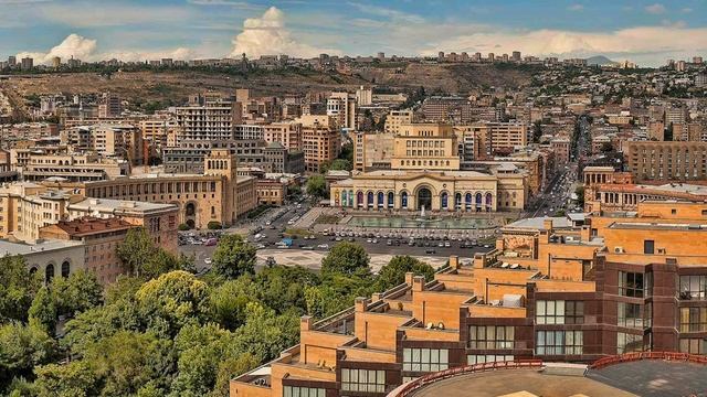 КТО и КАК ХОЧЕТ ПОССОРИТЬ НАС с СОСЕДЯМИ?? смотреть онлайн