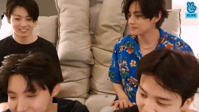 Algo ha cambiado en Taekook que se permiten ser más libres frente a las cámaras. [Análisis taekook] смотреть онлайн