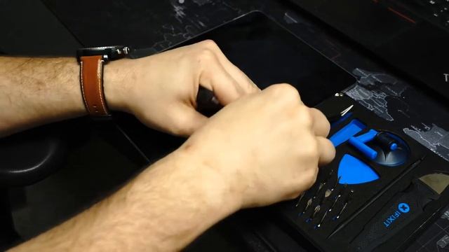 How to remove broken lightning cable from iPad or iPhone смотреть онлайн
