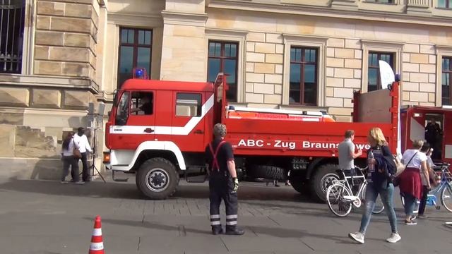 [Tag Der Feuerwehren] GW-Dekon-P ABC-Zug Braunschweig