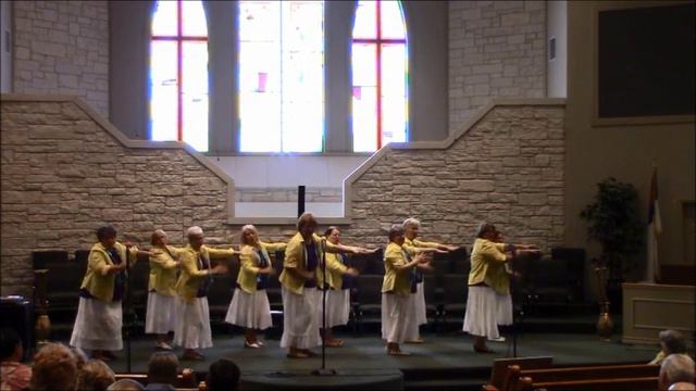 The Steel Magnolias sing READY MEDLEY at Taylor's Valley смотреть онлайн