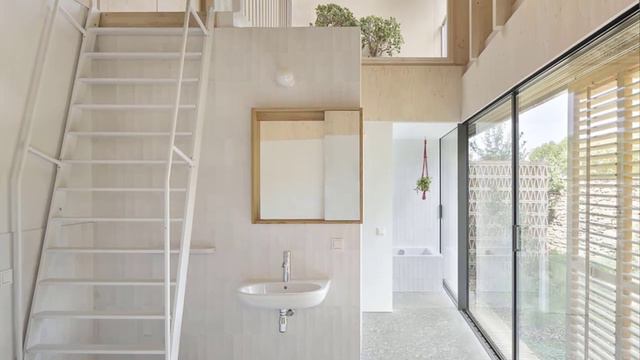 Design house ombines the characteristics of the environment and needs of its inhabitants смотреть онлайн
