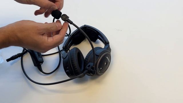 Sporty's Universal Microphone Windscreen (Mic Muff) смотреть онлайн