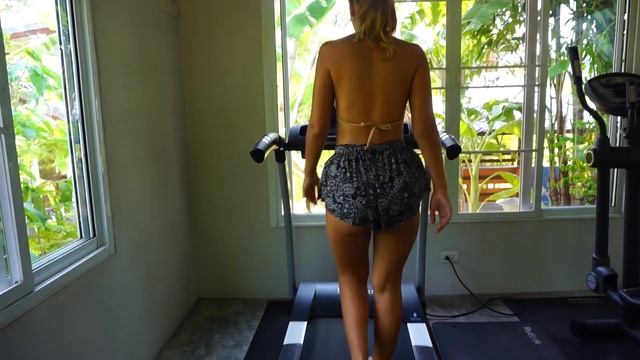 ПЛЯЖИ ПХУКЕТА. КРАСИВЫЕ ДЕВУШКИ ВЫБИРАЮ ПАТОНГ! Пляжи до ЭПИДЕМИИ КОРОНАВИРУСА