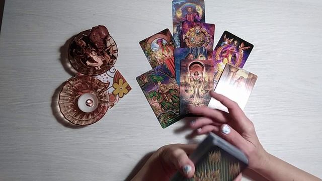 Что он хочет мне сказать, но молчит? Таро Онлайн Расклад DREAM HOUSE TAROT смотреть онлайн