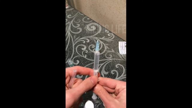 ЛАЙФХАК ОТ МЕДИКА: КАК СДЕЛАТЬ УКОЛ ВНУТРИМЫШЕЧНО #лайфхаки #shorts #lifehacks смотреть онлайн