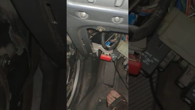 как подключить цз чтоб закрывалось от ключа и брелка на volvo v40 смотреть онлайн