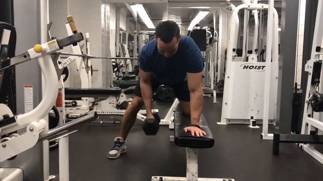 How To Dumbbell Row Correctly смотреть онлайн