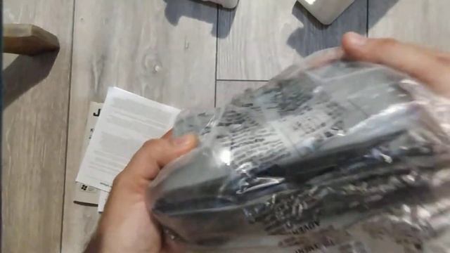 Распаковка - Бездисковая автомагнитола JVC KD-X163 смотреть онлайн